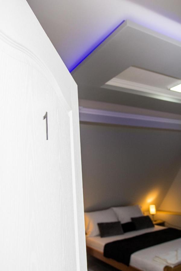 Feher Akac Guest House Palić Dış mekan fotoğraf