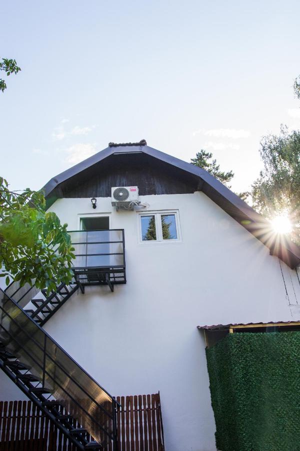 Feher Akac Guest House Palić Dış mekan fotoğraf