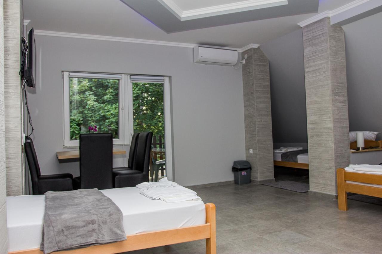 Feher Akac Guest House Palić Dış mekan fotoğraf