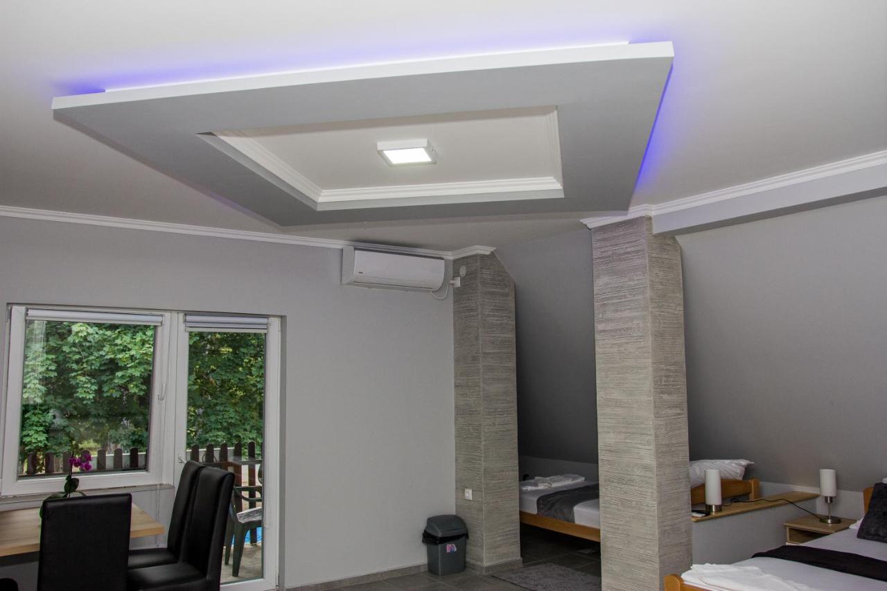 Feher Akac Guest House Palić Dış mekan fotoğraf