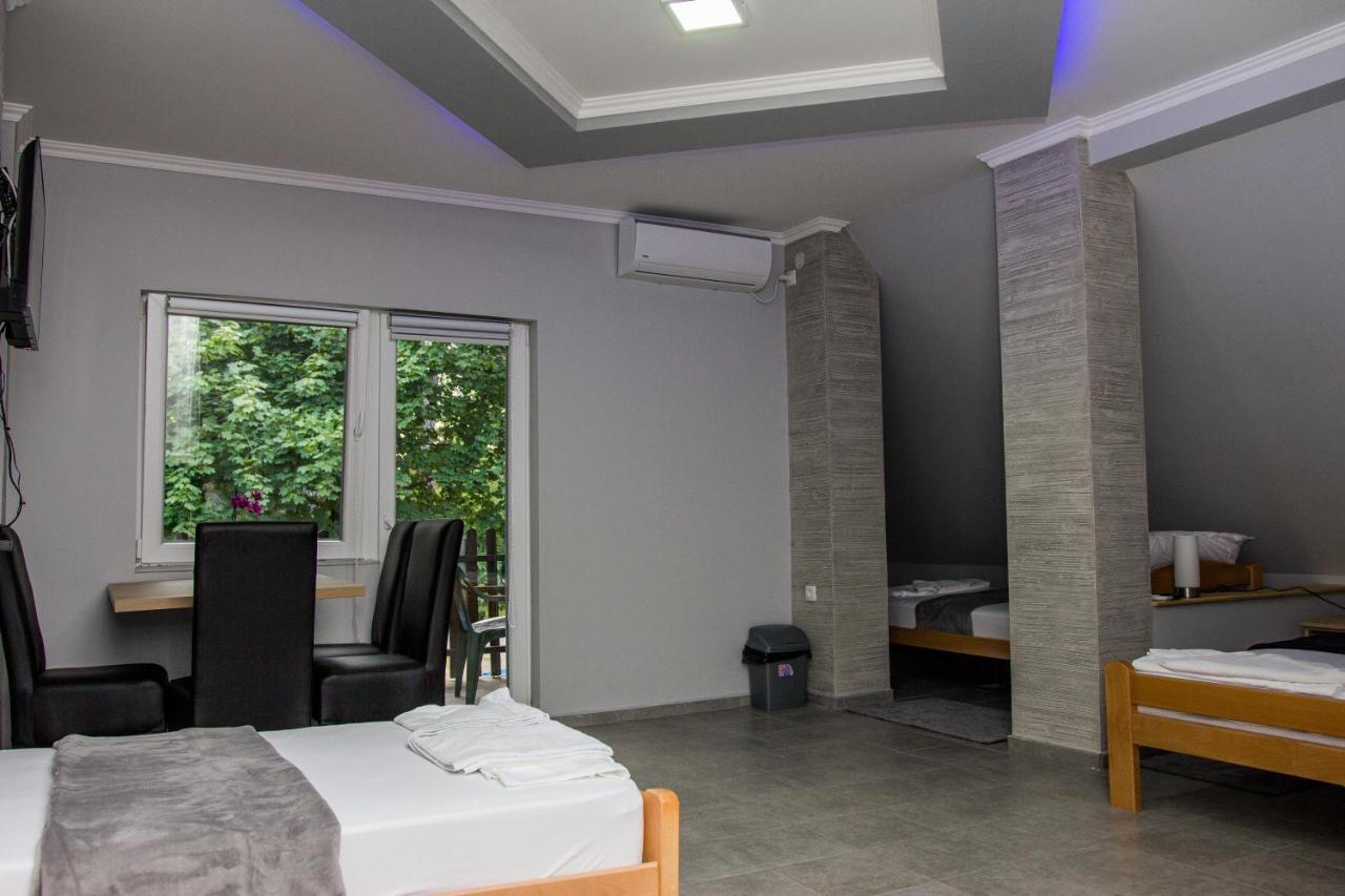 Feher Akac Guest House Palić Dış mekan fotoğraf