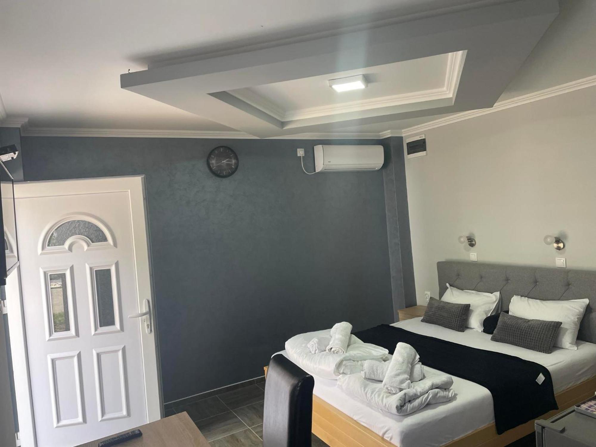 Feher Akac Guest House Palić Dış mekan fotoğraf